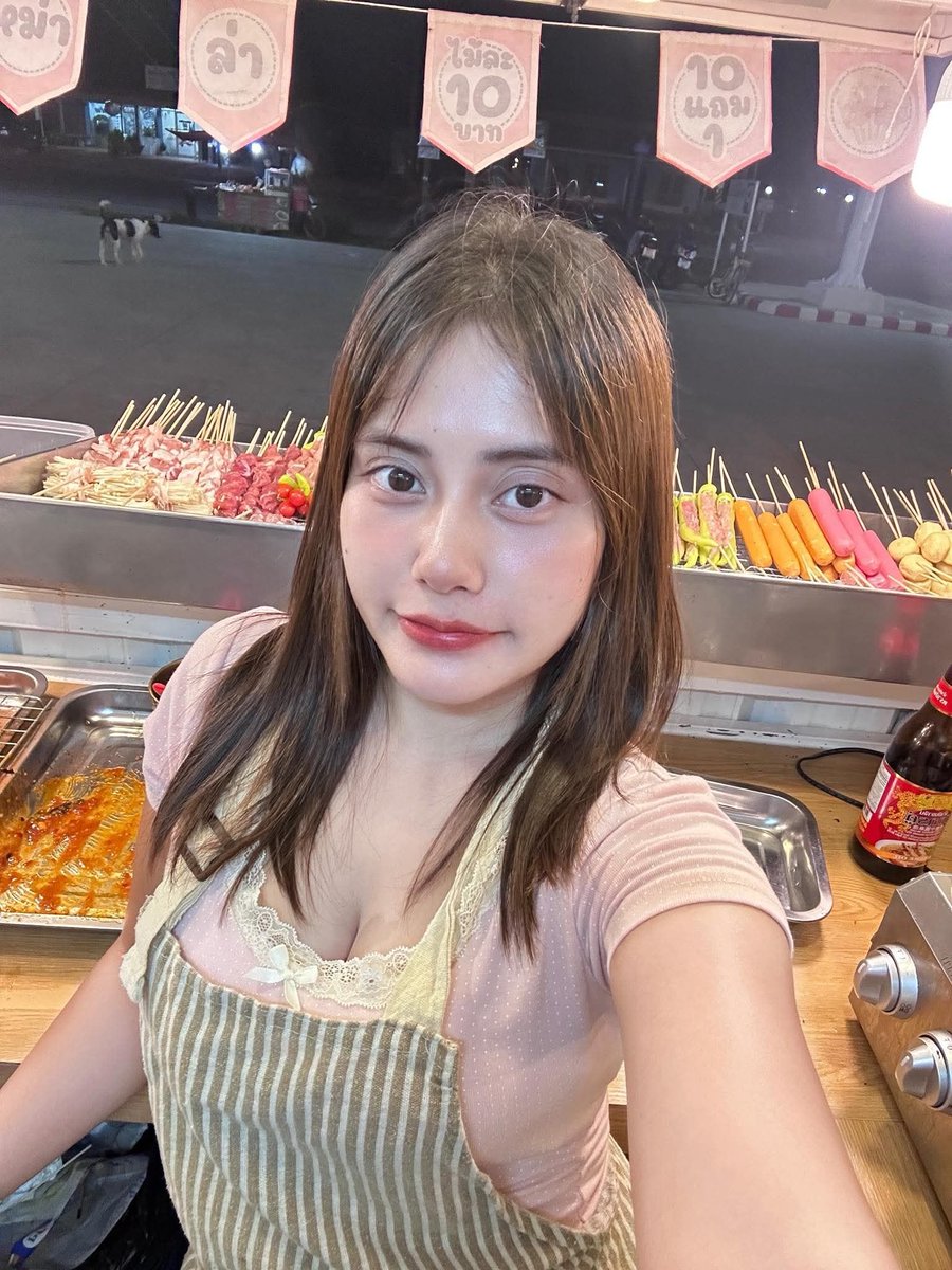 SamuelAdamjpo's tweet photo. อยู่ห้องไหนเดี๋ยวไปส่ง https://t.co/QxhicND2Ha