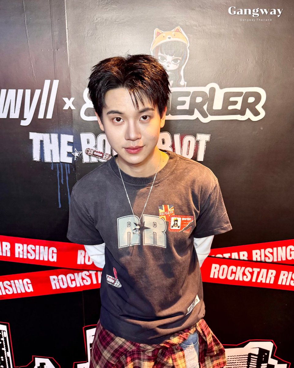 gangwayth's tweet photo. #GangwayExclusive แชะภาพ📸 หยิ่น อานันท์ กับลุคสุดคูลจากคอลเลกชั่นใหม่ ในงาน ANWYLL x SHANERLER “THE ROCKY RIOT” Pop Up Store @ Siam Center

YinxShane ANWYLL at SIAMCENTER
#YinxShaneTheRockyRiot
#ANWYLLxSHANERLER
#yinyin_anw https://t.co/BYIaxa9OLn