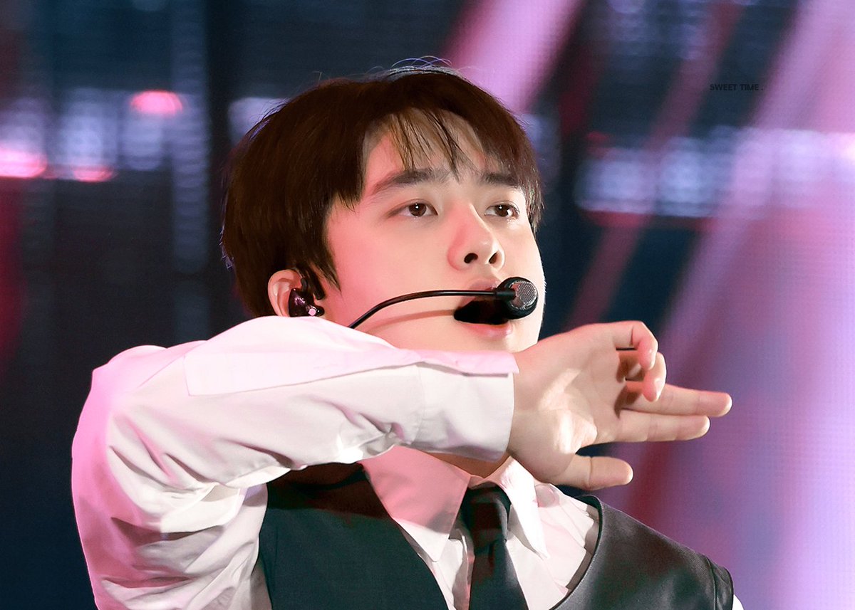 112sweettime's tweet photo. 260411 🖤

#도경수 #디오 #DOHKYUNGSOO #KYUNGSOO #DO (D.O.) #都敬秀 #都暻秀 #ドギョンス #EXO @DOHKYUNGSOO_X @weareoneEXO https://t.co/rJmIA64TEl