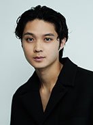 YorishigeNumazu's tweet photo. 11月1日(日)に、沼津市に本社があります『雄大グループ』様の創立40周年記念『花火&ドローンショー』が盛大に開催されます！！

この事に併せて、なんと、沼津市出身で、人気俳優の『磯村勇斗』さんと、沼津市が舞台の『ラブライブ！サンシャイン!!』のAqoursメンバーのお二人がトークショーに登壇される事になりました！！

磯村さんとAqoursメンバーの皆様には、沼津市の『燦々ぬまづ大使』にご就任頂いております😊
https://t.co/zvFbxok82n

【雄大グループ40周年記念事業】
◉日時
11/1(日)17時～18時30分(予定)
※予備日：11/8(日)17時～18時30分
◉会場
狩野川河川敷(御成橋～あゆみ橋)
◉対象
どなたでも
◉参加料
無料

◆詳細は、是非とも、コチラをご覧頂きたいと思います😊
https://t.co/zjGaBJTFUr