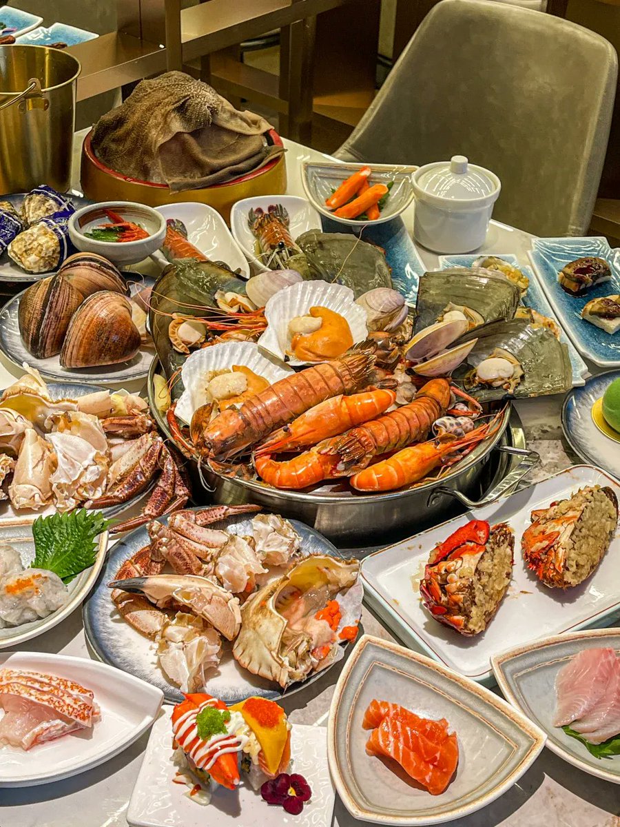 eoe_sf's tweet photo. [今日海鮮盛り！新鮮な蝦にイカに馬頭魚、元気な悦びが溢れる一杯！]， https://t.co/bTo7DCOa3v