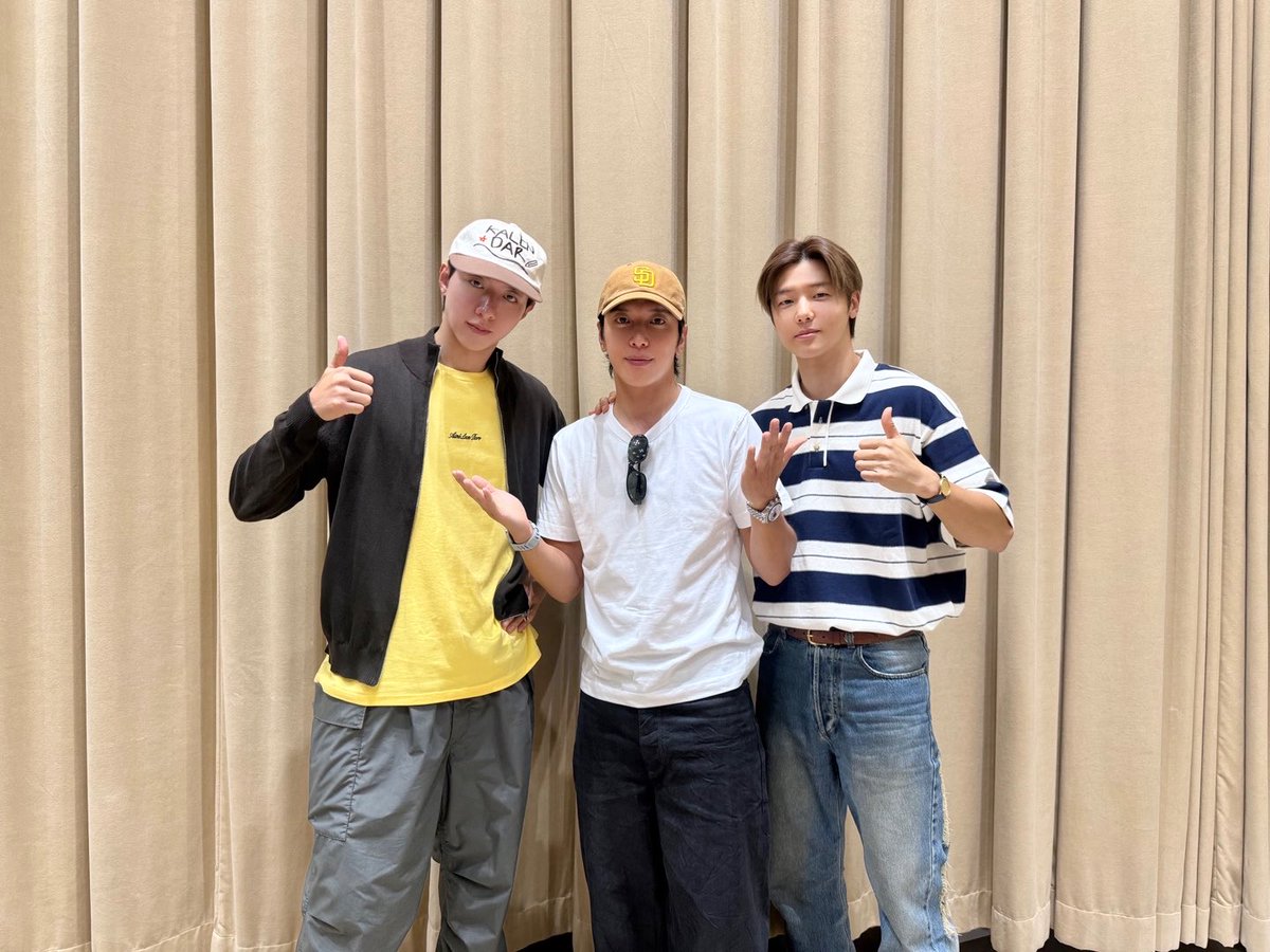 cnblue_japan's tweet photo. [📸] NHK FMラジオ「古家正亨のPOP★A」

聴いていただいたみなさんありがとうございました❣️
#CNBLUE の8枚目のフルアルバム「 #FULL_CIRCLE 」もたくさん聞いてください✨

🎧聞き逃し配信はこちら
https://t.co/8b7X8R5188

@nhk_pop_a
#pop_a #CNBLUE https://t.co/4XBV8b99II