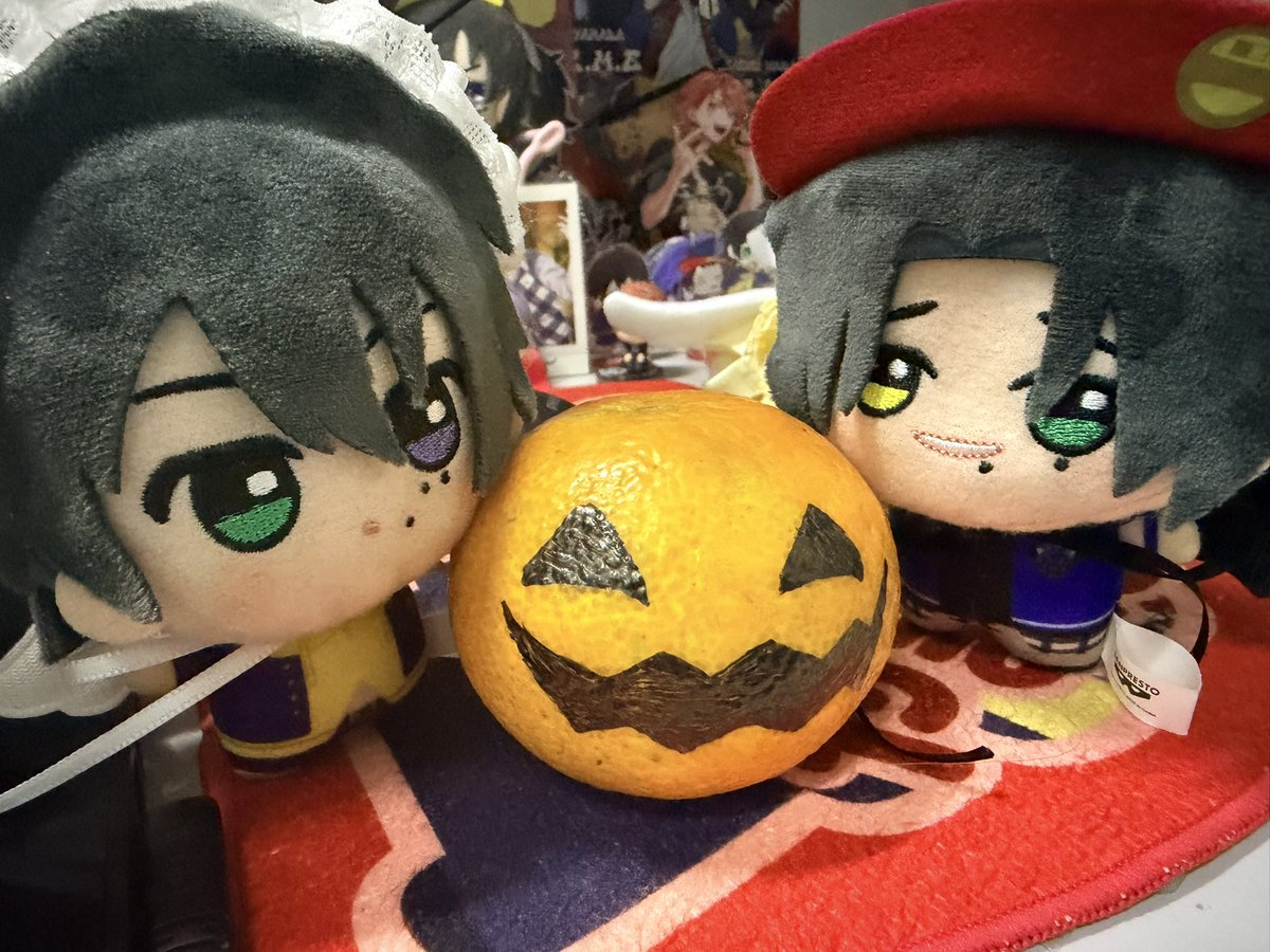 biteyouuu's tweet photo. 🎃 同学给了橘子所以画了南瓜灯 https://t.co/VV6zFsyTph