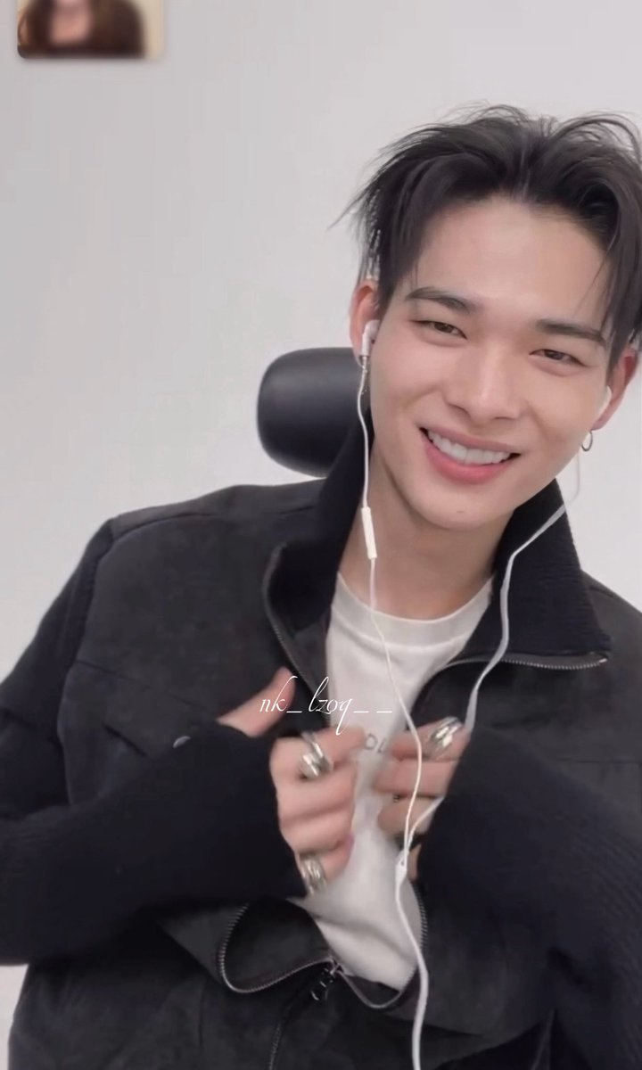 thebigrik's tweet photo. riki's smile is enough to light up the whole world https://t.co/upmUkMsmBQ