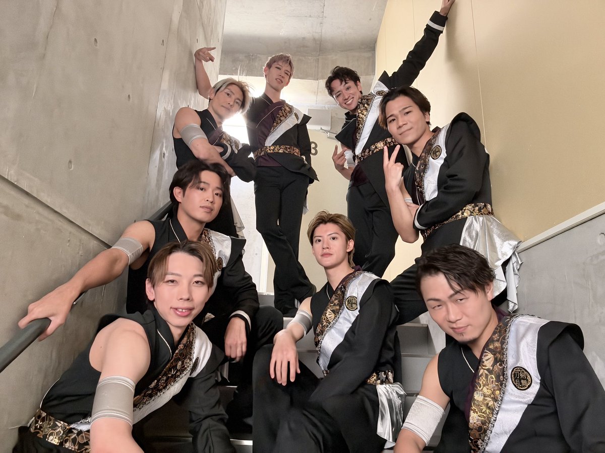 ryota0914ohno's tweet photo. ミュージカル『刀剣乱舞』 ～月夜一縷～

最後まで無事に全員で駆け抜けられました

今回もありがとうございました
引き続き、よろしくお願いします！

#月夜一縷 https://t.co/zMfQSrnTwP