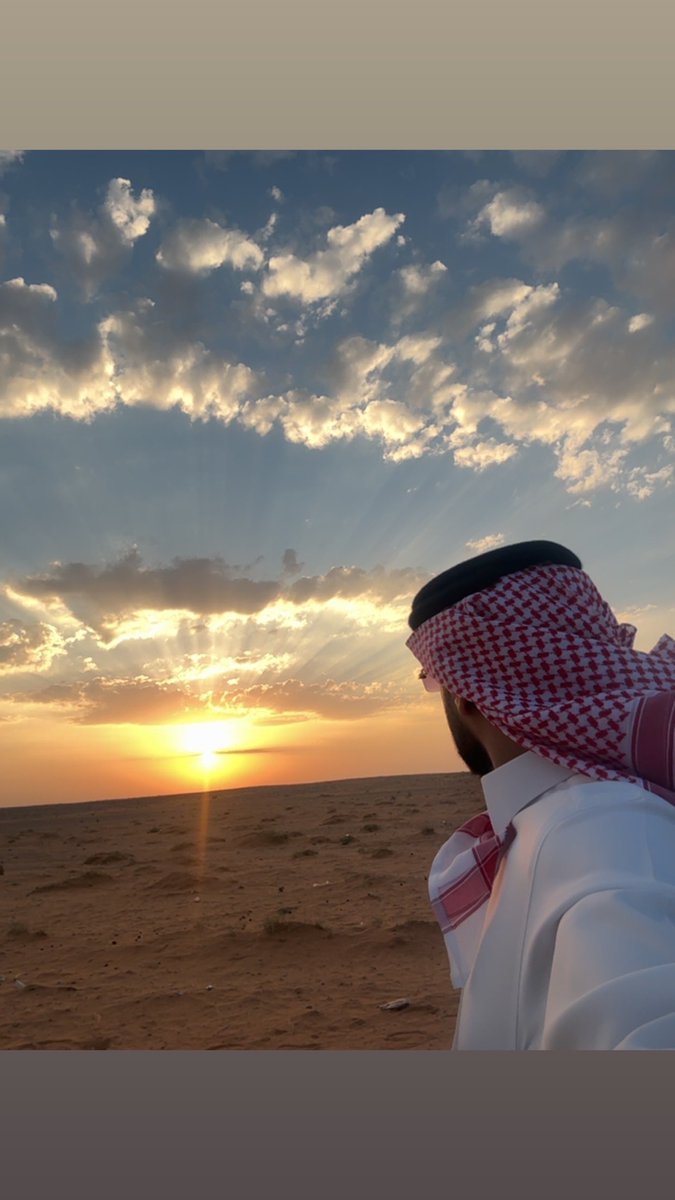 Faselfass's tweet photo. غروب يوم الأحد https://t.co/mP2SGfD66o