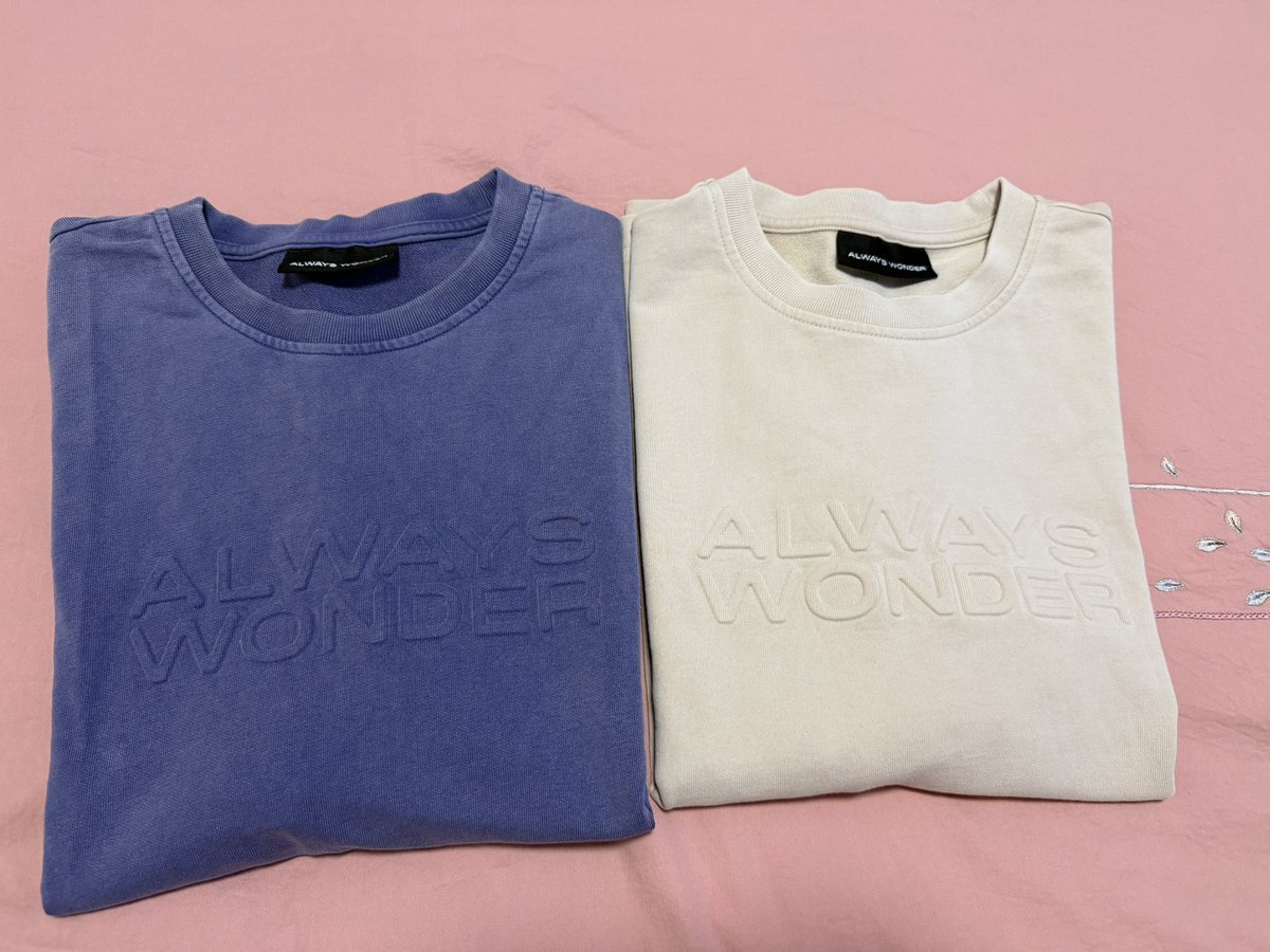 00KAw5118's tweet photo. 今天去裁缝店拿衣服的时候 师傅问我 有顾客看好说质量蛮好，很喜欢这款的logo工艺 不像门店的货 问在哪买的 问她要🔗来着😚

宝宝 你看 Aw质量做的真好，越来越被大家喜爱了 当听到有人认可质量 询问在哪买的要🔗的时候 真的很开心😁

#linglingkwong #หลิงหลิงคอง
#AlwaysWonder
@linglingsirilak https://t.co/aPJjGd8ECE
