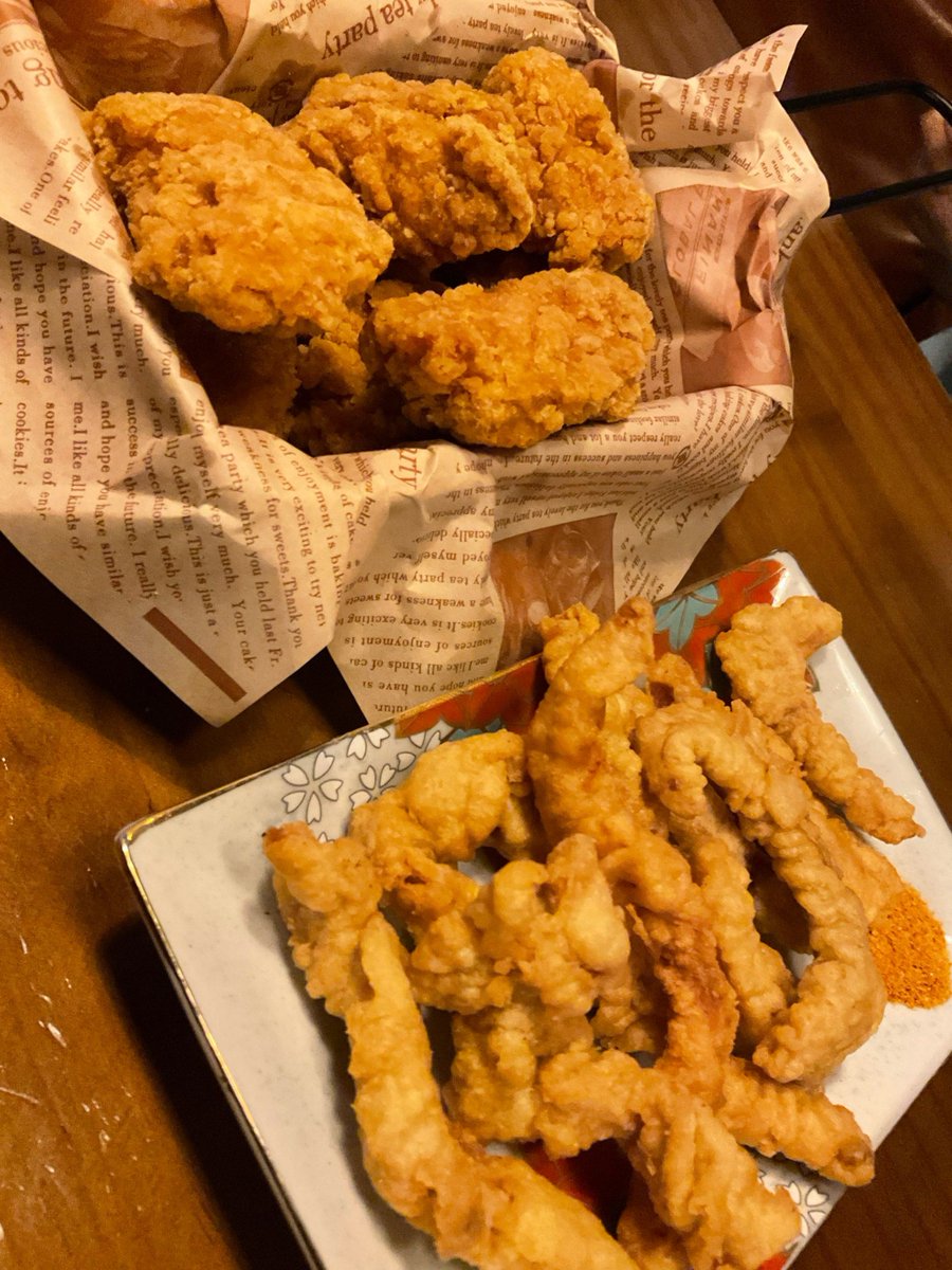 u3qi1h's tweet photo. [日] 今の暇な時間は地元の飲み屋でたわいのない話をするのが最高だ！ https://t.co/PKxhlNCPbK
