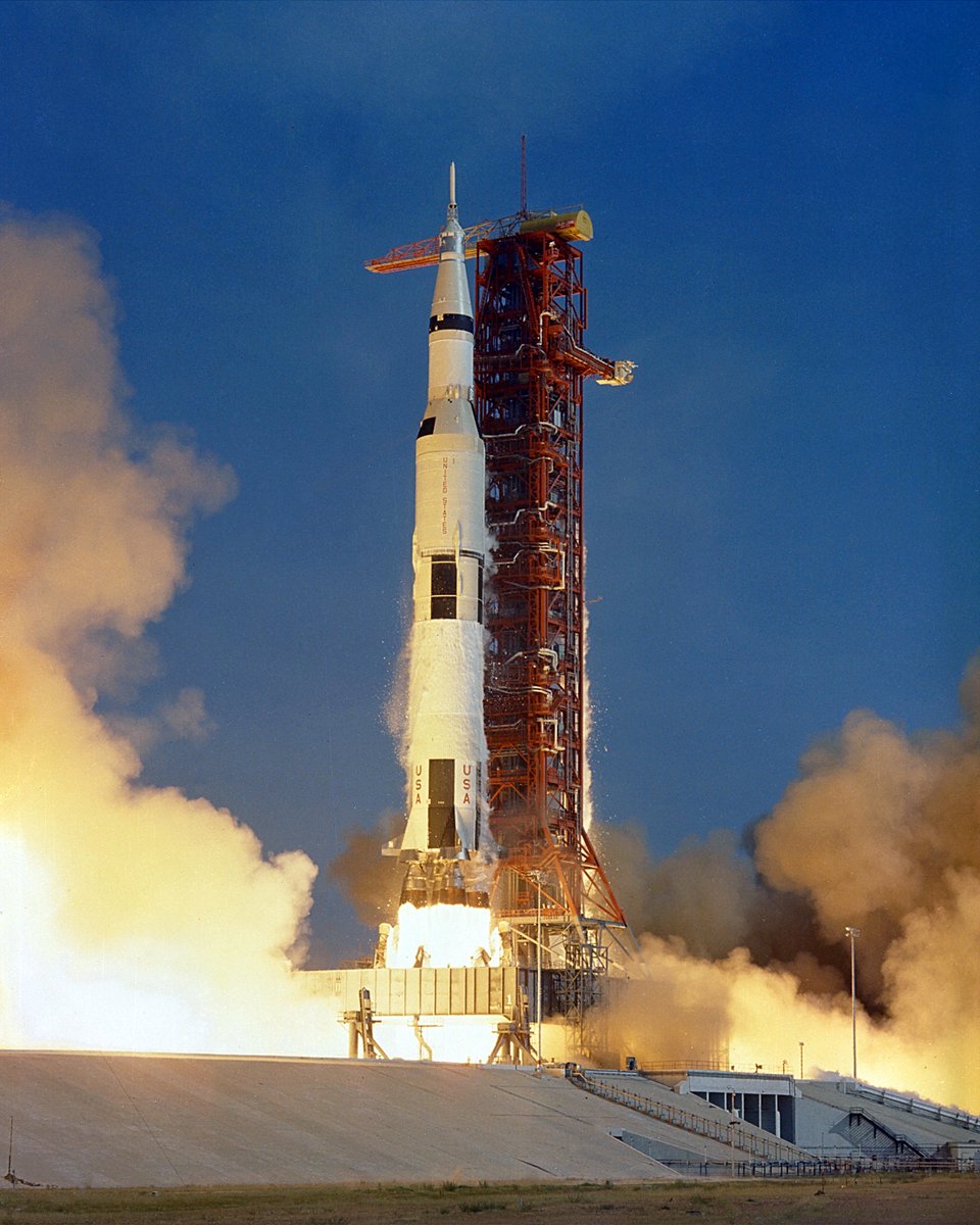 forward_flaps's tweet photo. Instead of hating on this beast, here are (in my opinion) the four SEXIEST rockets! https://t.co/tiCdTUQ0cO