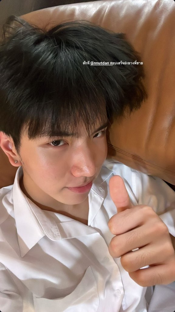 linsfridae's tweet photo. ผู้ชายขี้เล่นตรงสเปคเธอมั้ยครับ          เธอ https://t.co/9A5PZZzsHS