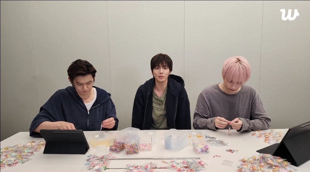 saoooonari's tweet photo. 東大門総合市場で買い込んで作ったのと同じようなことを推しがしているのいいな https://t.co/3t3K2TXz0w