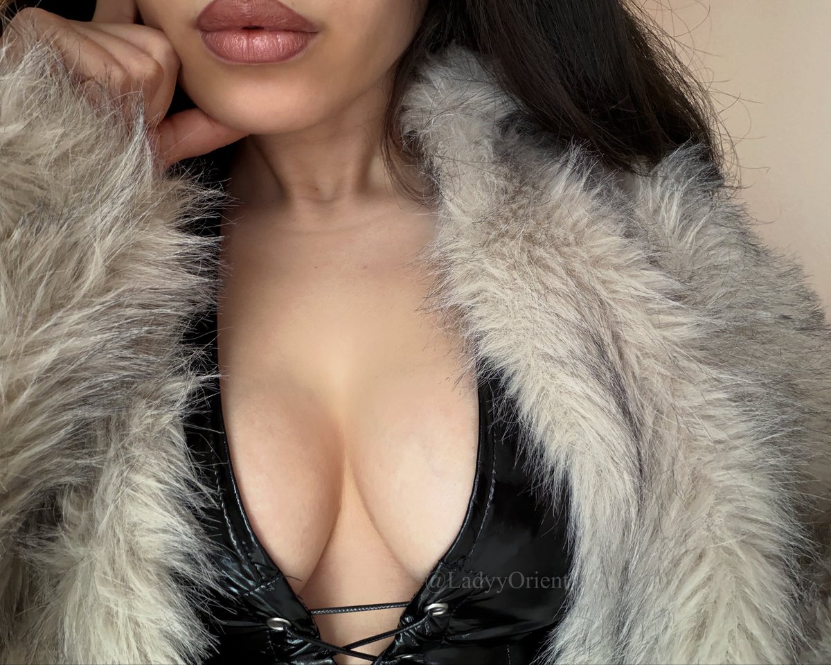 LadyyOrient's tweet photo. Dieser Anblick reicht aus und du weißt ganz genau, wofür dein Konto wirklich existiert. Fang an, das Leben deiner Orientherrin besser und besser zu machen.
👑💸 https://t.co/NvfMpcsivp