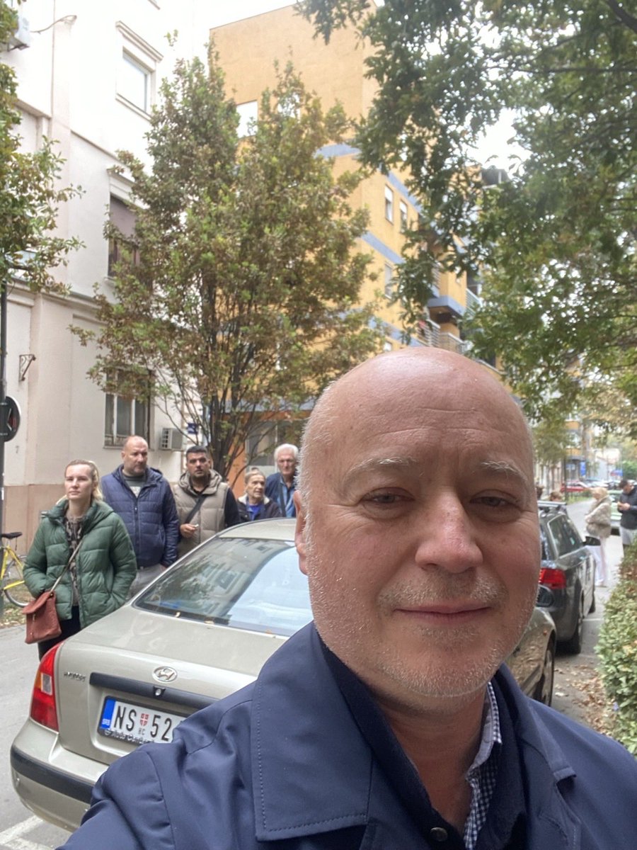 Srbija_centar's tweet photo. Ogroman problem rešavamo ogromnom izlaznošću. https://t.co/dQpWleiCGK