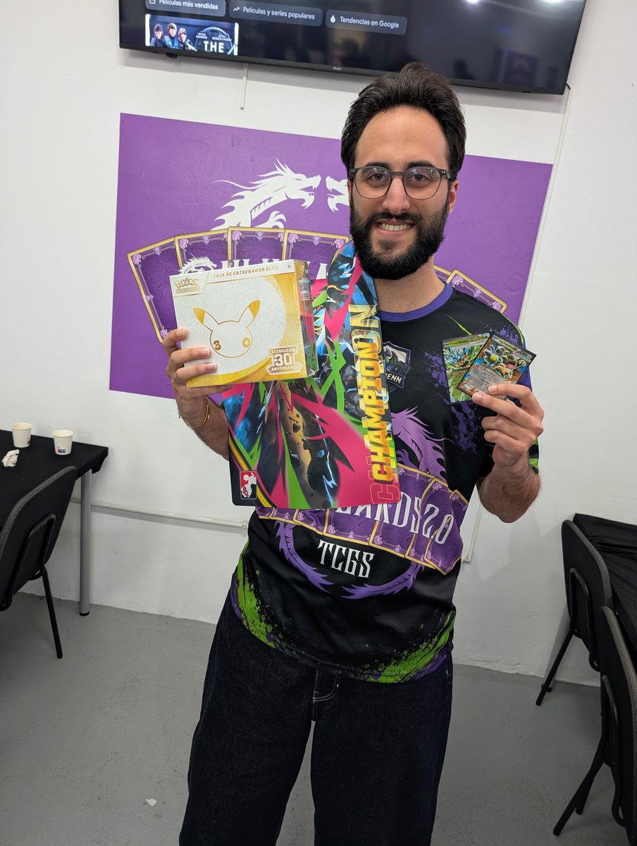 Onlycards tweet picture