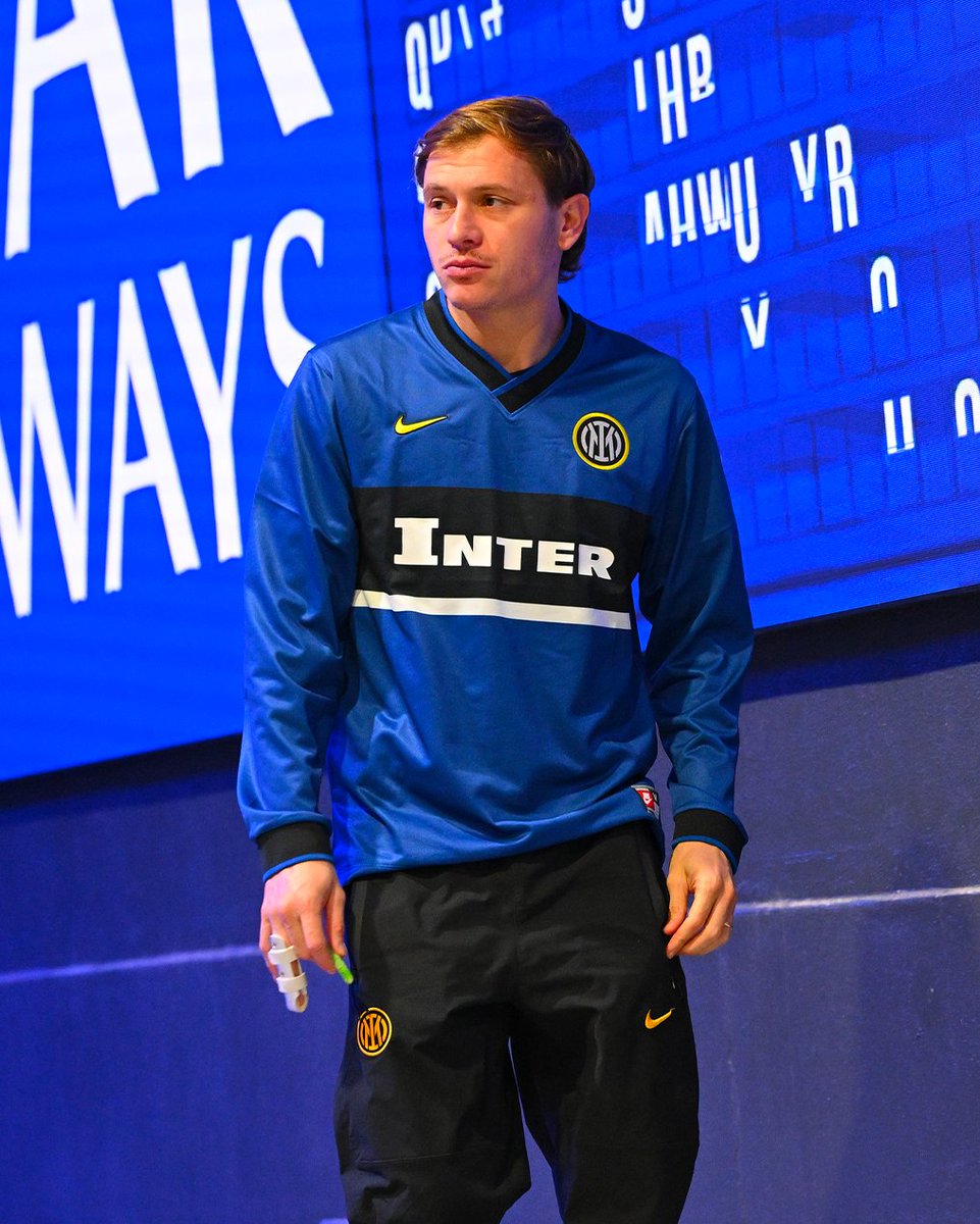 Inter's tweet photo. Tunnel fit check 😮‍💨👔 https://t.co/5sGHlsFiY2