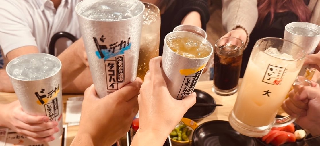sarachan_dish's tweet photo. 昨日は13時から12時間程いっぱい乾杯して初スパイラル行ってきた(*´ω`*)
はめちゃんいっぱいありがとねーん💕

わたしのあまきょさんフォロー理由がメシモクと聞いて爆笑しながらハット出してるおねえさまなどもいて大変楽しかったであります🫶
鮭ときのこのバターまぜこみご飯大変美味でした(*´༥` *) https://t.co/JyXEuJ6New