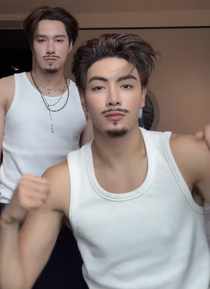 Sawa_deedee's tweet photo. Waiting for bearded Joong now 🔥

#JoongArchen https://t.co/ytisyCdcfI