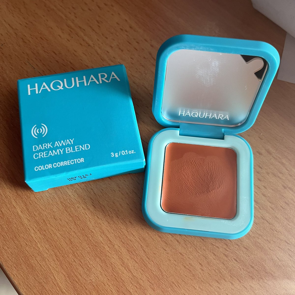 skruncy's tweet photo. WTS preloved make up
Baru dipakai 3x isinya masih banyak bgt💗

• Concealer luxcrime shade C01 - 55k (exp 10/02/2029)
• Color corrector haquhara warna orange - 65k (exp 09/2028)
Take all only 110k

📍Dom jogja https://t.co/hkwYFzDHu7