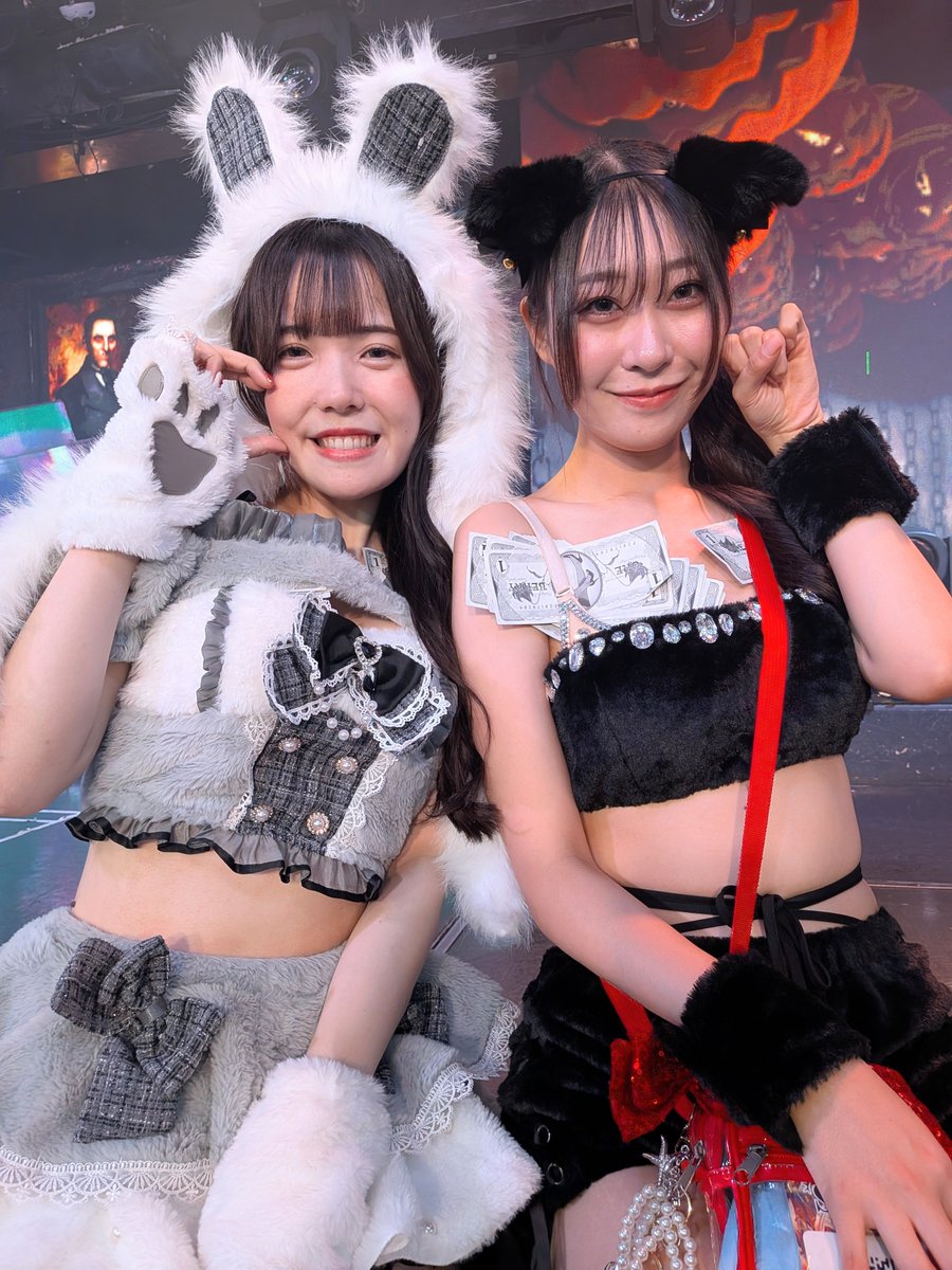 manzoku_brsq's tweet photo. ハロウィン🐰×🐱

@usa_spark_
@emu_spark
#Halloween https://t.co/132KCxkJDl