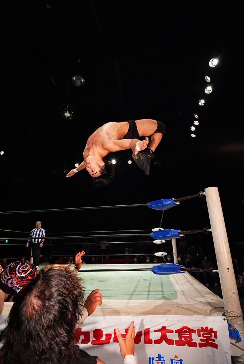 michinoku279's tweet photo. 1年ぶり新木場大会
ありがとうございました
最高のワクワク空間でルチャ
グランデドス前最後の前哨戦でした
エンジン全開で岩手県営へ乗り込みます
#みちのくプロレス
#michipro
#佐藤維 https://t.co/MomNTJtKWJ