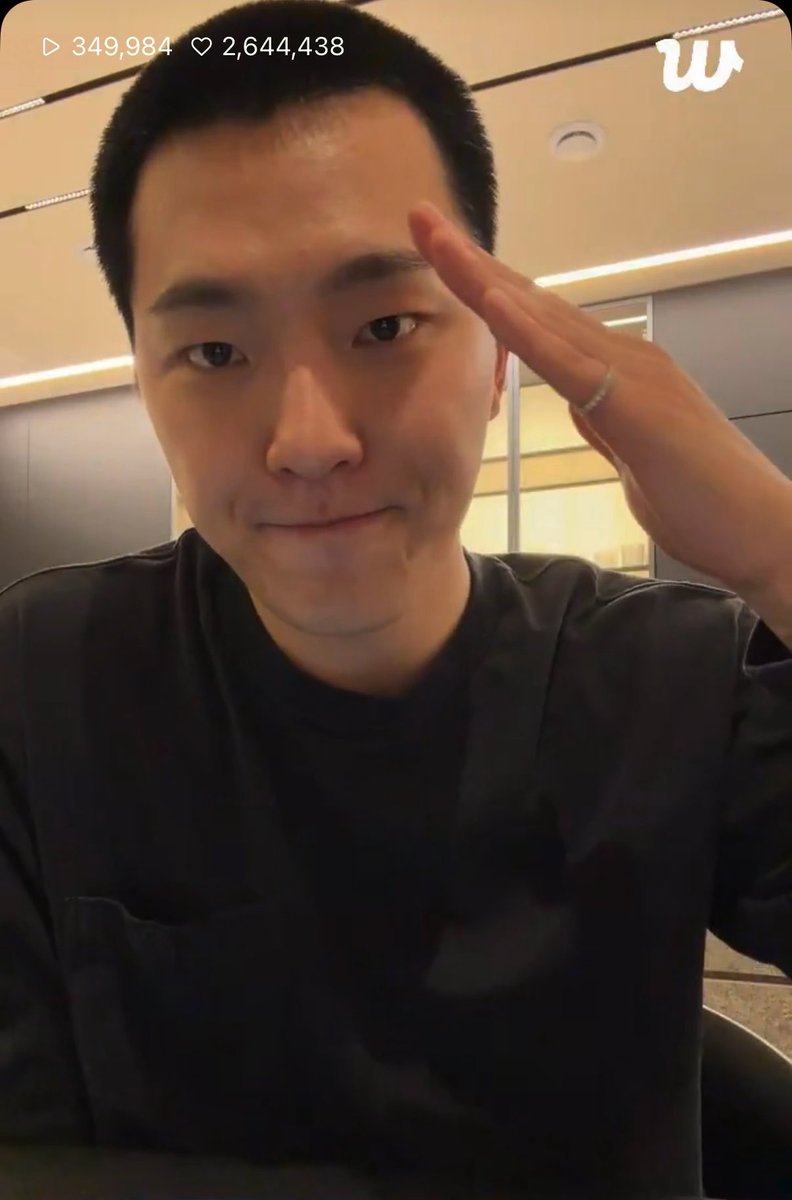 wonubliss's tweet photo. serve well, dino! https://t.co/ZZLPSsBFKm