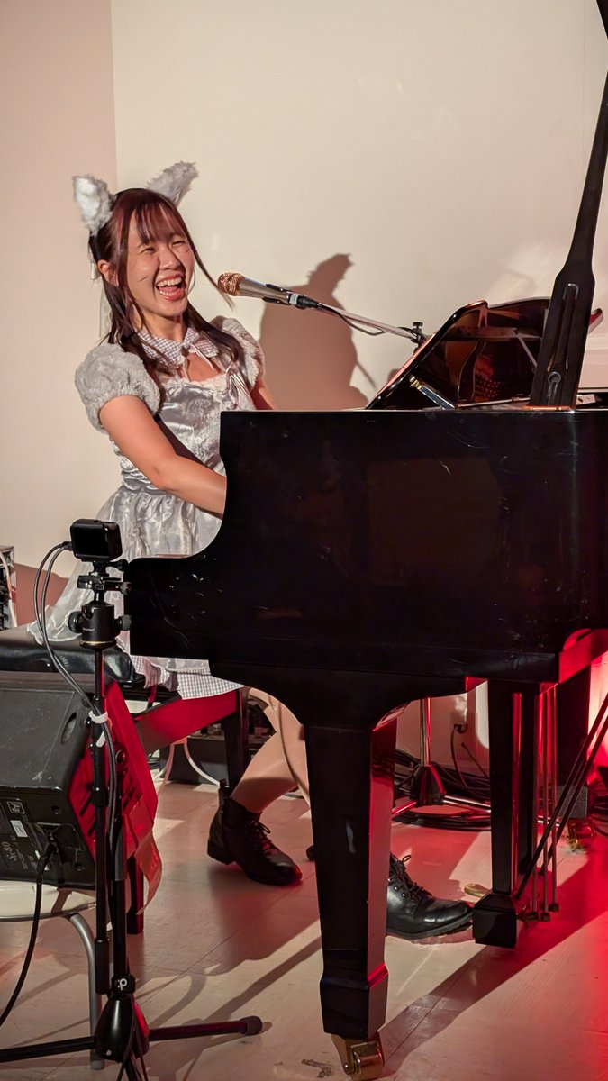 NIST8 tweet picture