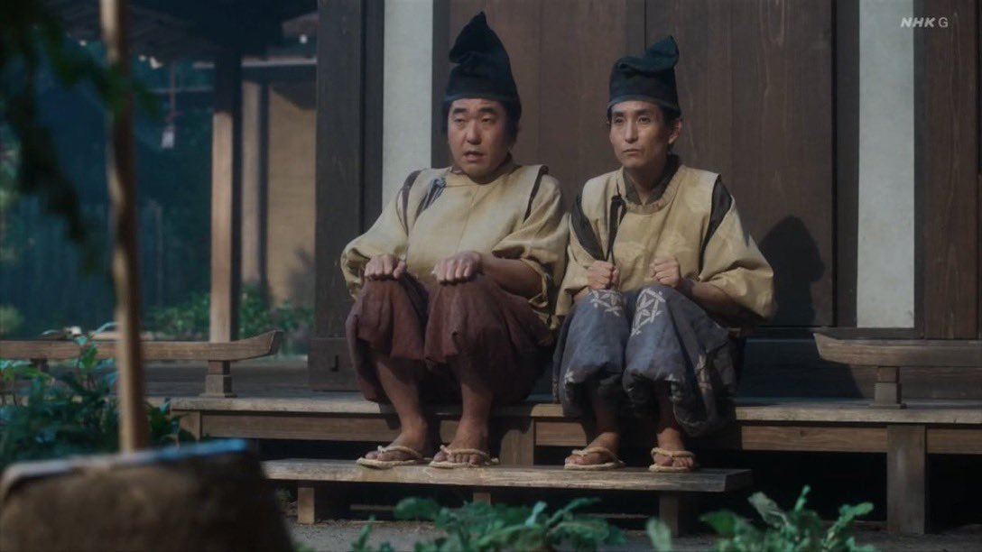 NobunagA_A's tweet photo. 「家康さまが矢を受けてたけどさ」

「うん」

「ちょっと前世を思い出したね」

「うん」

#豊臣兄弟 https://t.co/xRsyDTJbyc