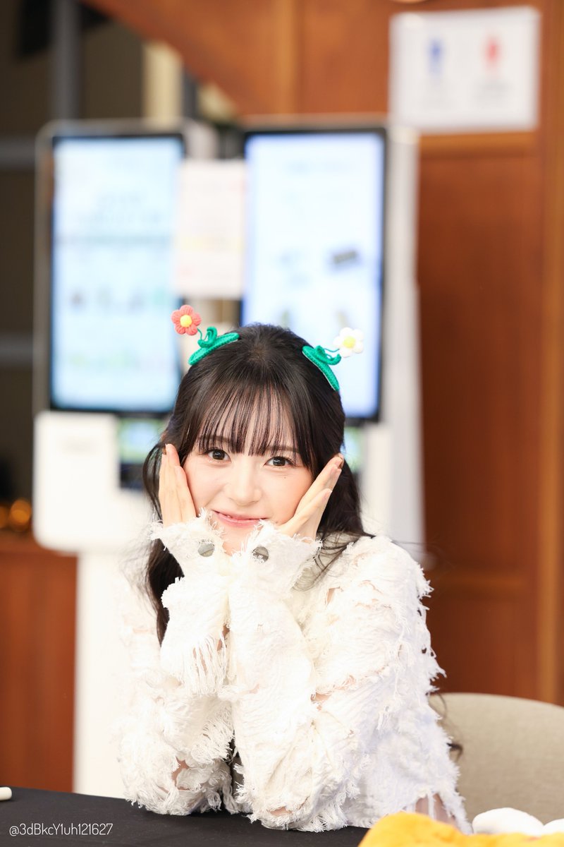 3dBkcY1uh121627's tweet photo. 20261024 MINIRECORD 

お花🌼🌷🌸

#MASHIRO #마시로
#MADEIN #메이딘 #시로짱봐줘 https://t.co/Layqf5kQfo