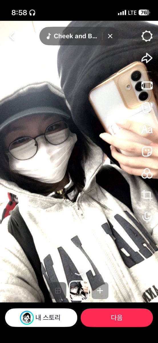 Mikey_90820's tweet photo. 이제서야퇴근하네요내일학교갈수있을까 https://t.co/chFYtMMnjw