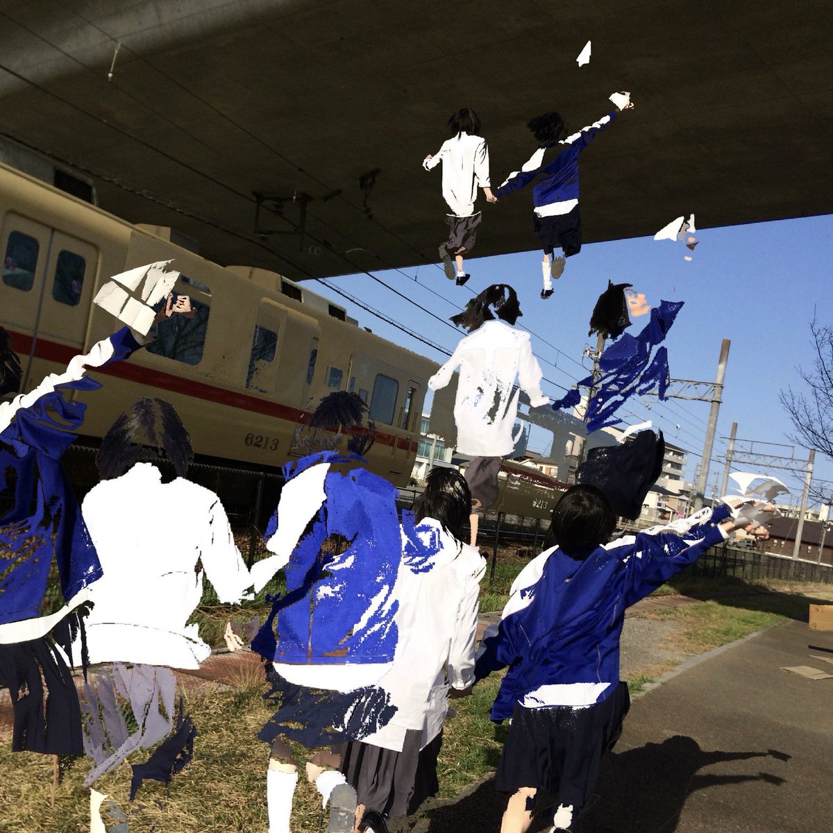 byrottenbird's tweet photo. 登っていく https://t.co/qPcUCsasKu