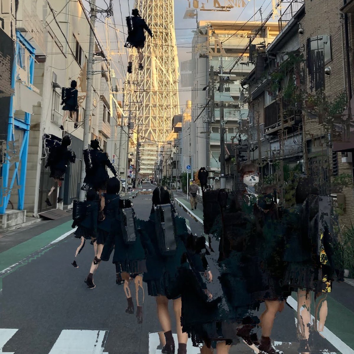 byrottenbird's tweet photo. 登っていく https://t.co/qPcUCsasKu