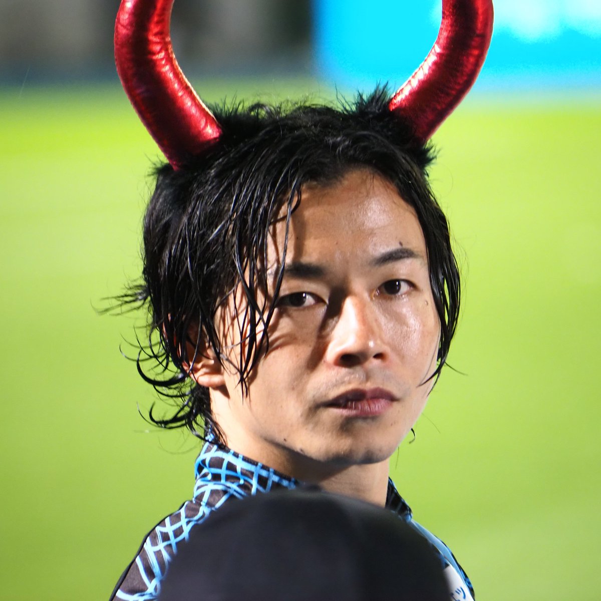 fro_cosmo's tweet photo. ナイスアシスト！守備からのドリブルからのアシスト！今年もデビルがよくお似合いでした。
#frontale 
#伊藤達哉 選手 https://t.co/V0rynHlMlE