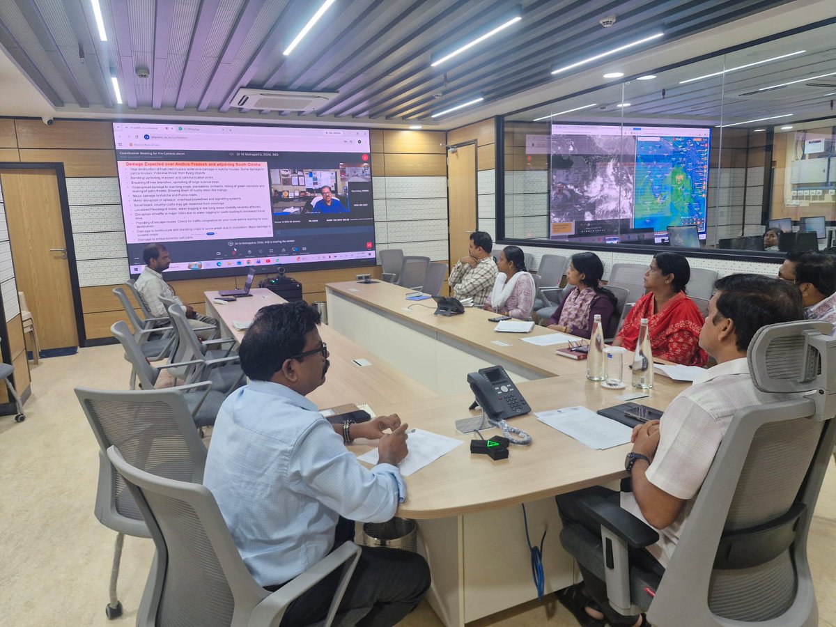 SRC_Odisha's tweet photo. Coordination meeting on Pre-cyclone storm over coastal areas of Andhra Pradesh and adjoining South Odisha by NDMA. @CMO_Odisha @SecyChief @rdmodisha @ndmaindia @IPR_Odisha https://t.co/BhgJDSz599