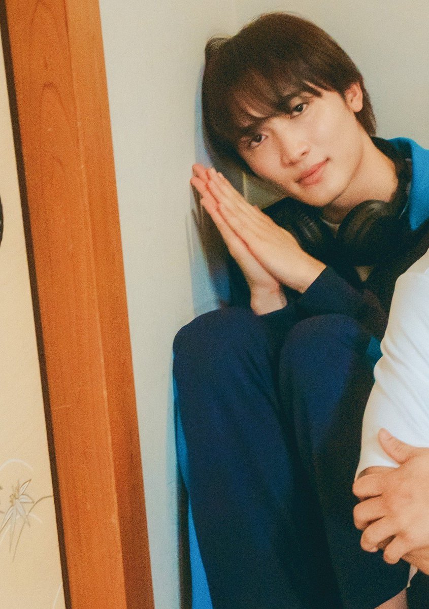 qpsssm0's tweet photo. 이렇게 귀여운 사진들이 막 올라왔다는거지..
저 안웁니다.. https://t.co/s7vH5lWntG