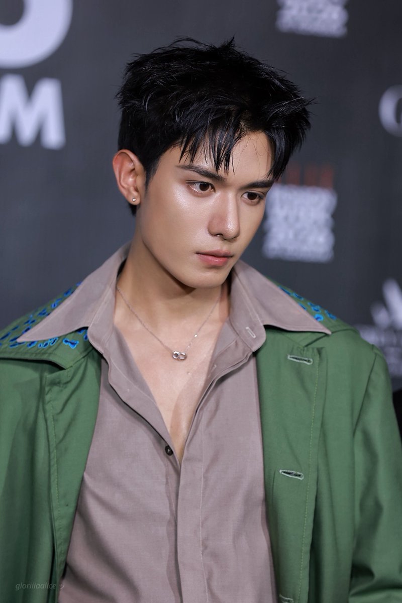 gloriiiaalice's tweet photo. สุดหล่อ 🖤

NETJJ ICONCRAFT EFW26
#NETJJatEFW26ICONSIAM https://t.co/ztiCCwSz2x