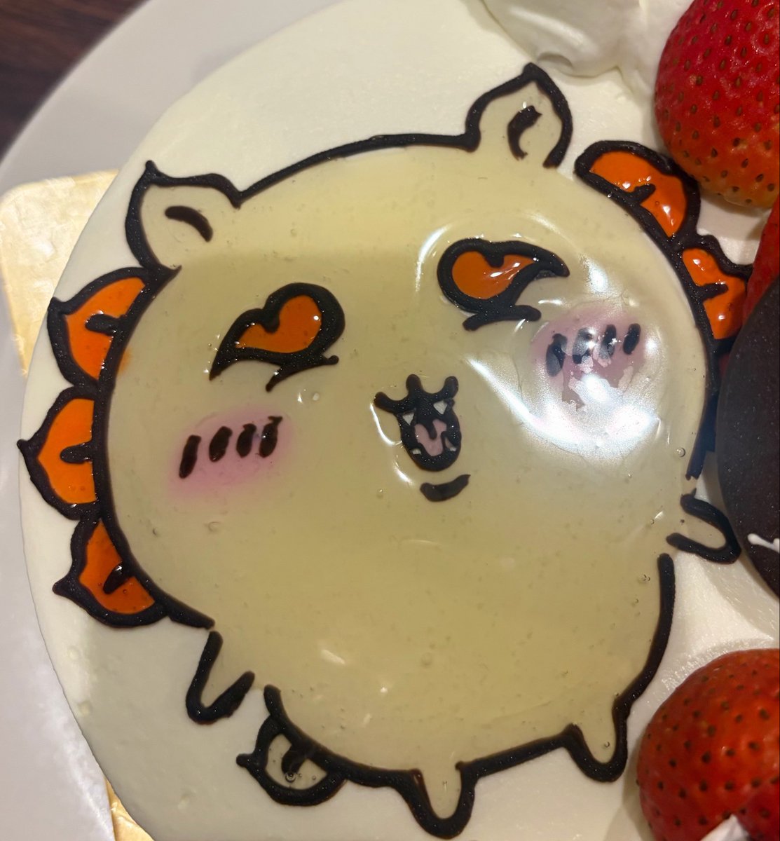 sui_shisa's tweet photo. 昨日は彼氏と記念日だったので、彼氏がケーキ予約してくれてて、シーサーちゃんお願いしてくれてました😊本当に嬉しくて胸がいっぱいです💗
笑顔のシーサーちゃん大好き💖 https://t.co/juUu2oLetu
