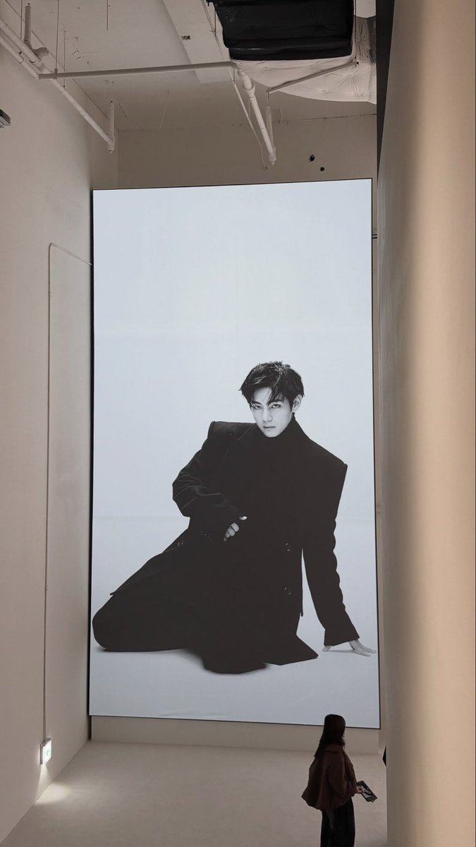 tetemoods's tweet photo. OMG TAEHYUNG https://t.co/kedYXpEPAq