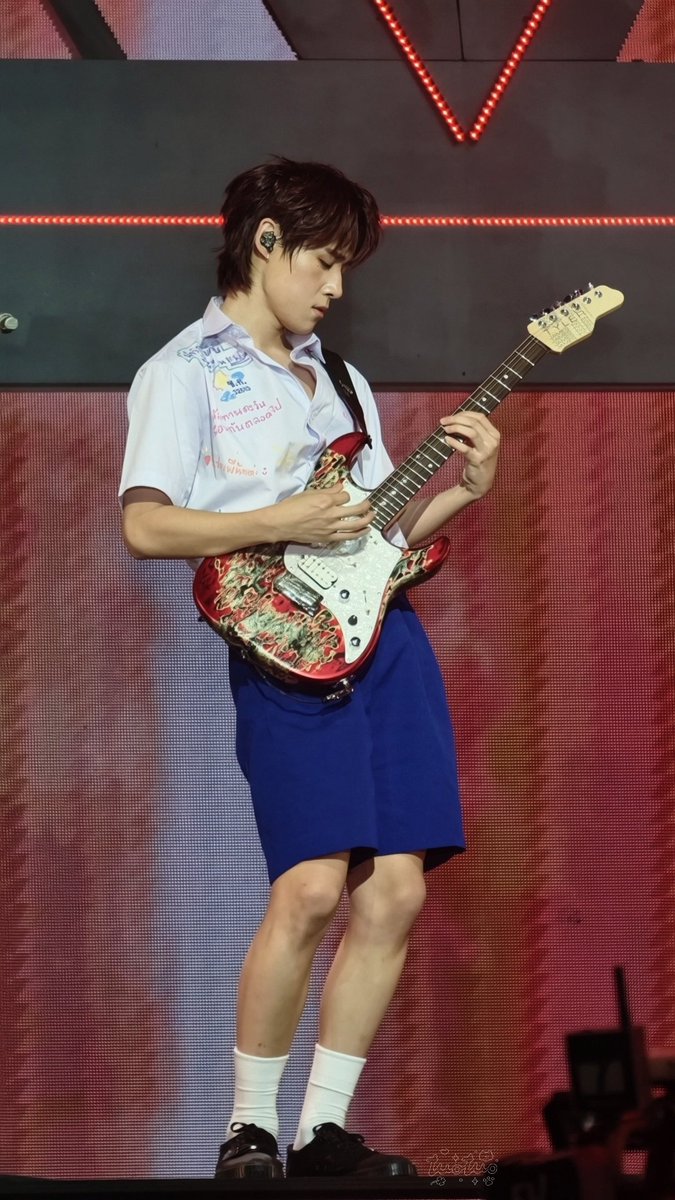 tuotuo_lalala's tweet photo. 🎸

REFLEXION FOREVER
#LYKNReflexionConcertD3
#nnutdan https://t.co/jcHrvPppNq