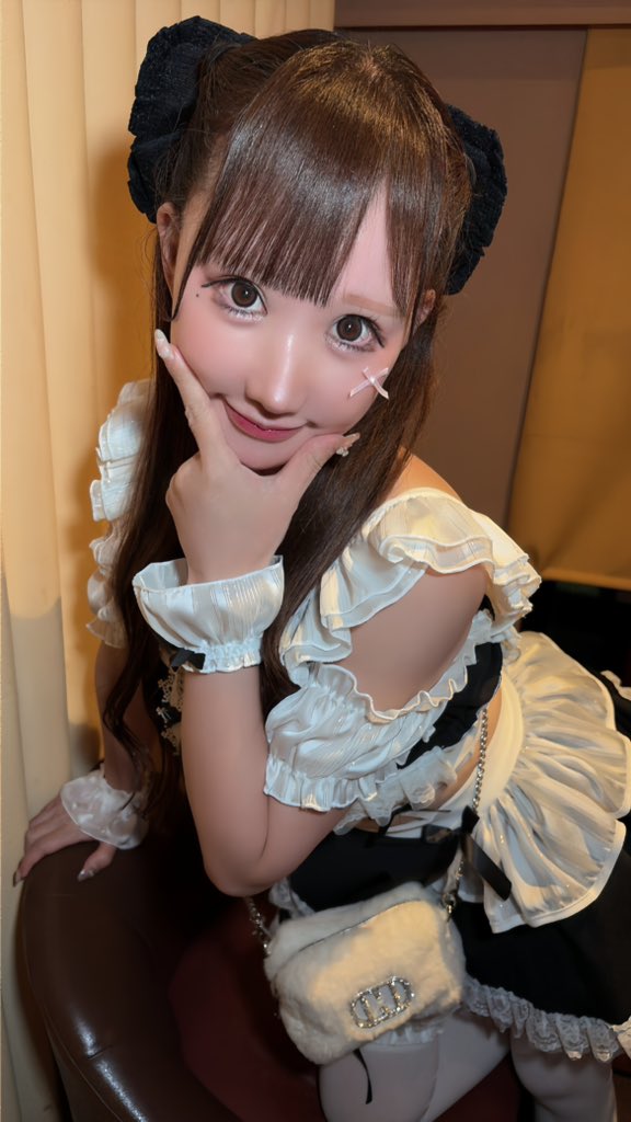 haruharulunch_R's tweet photo. アイドルを愛する皆さん！へ
こんばんは🌙
今日はMACORI Cafe&amp;Bar#74『～♡凛りんCafe&amp;Bar version♡～』がありました。
アイドルの手料理とお話ができる！とてもありがたいイベントです✨
凛ちゃん🐰の手料理『至高の豚バラ甘辛チーズ巻き』めっちゃ美味しかった♡
推しの手料理が食べれるのは幸せ♡ https://t.co/z0LDuPPPAD
