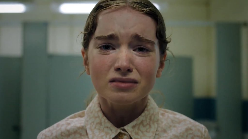 Daykerpriest's tweet photo. If Carrie hated being bullied so much, why didn’t she just tell the teachers instead of keeping everything to herself? #carrie https://t.co/kDxxEDfz1m