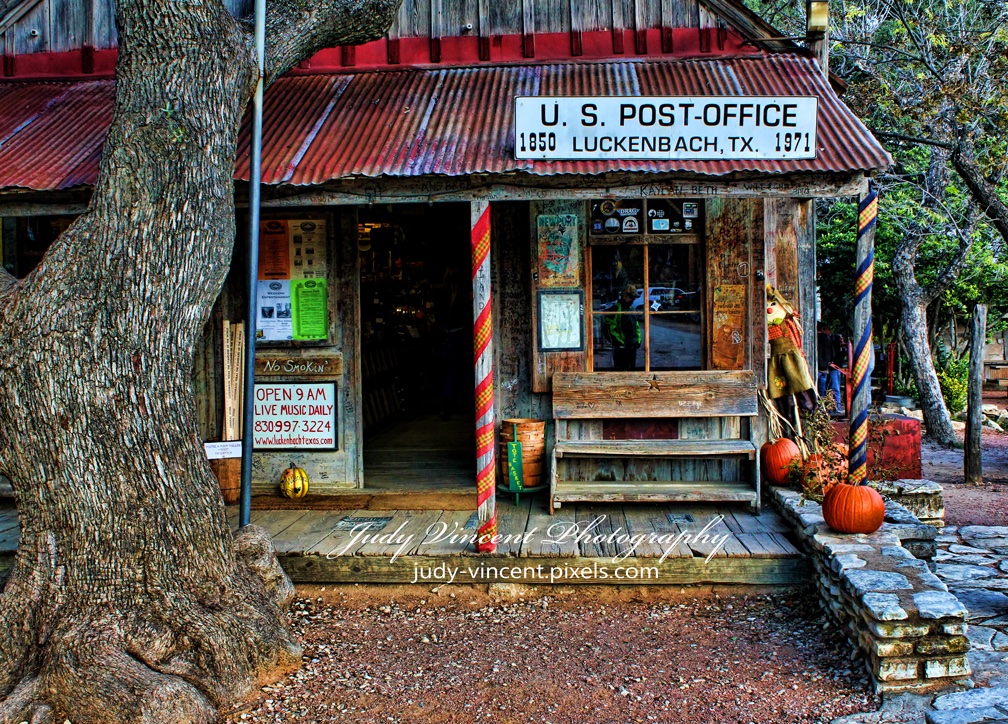 JudyVincent74's tweet photo. Subject of the day: Old Buildings. Can be old barns or a historical building. 

Here's mine: the famous post office in Luckenbach, Texas. 
#Sunday #SundayMorning #SundayMotivation 

Show us yours: 👇 https://t.co/rQ2ee1q9hn