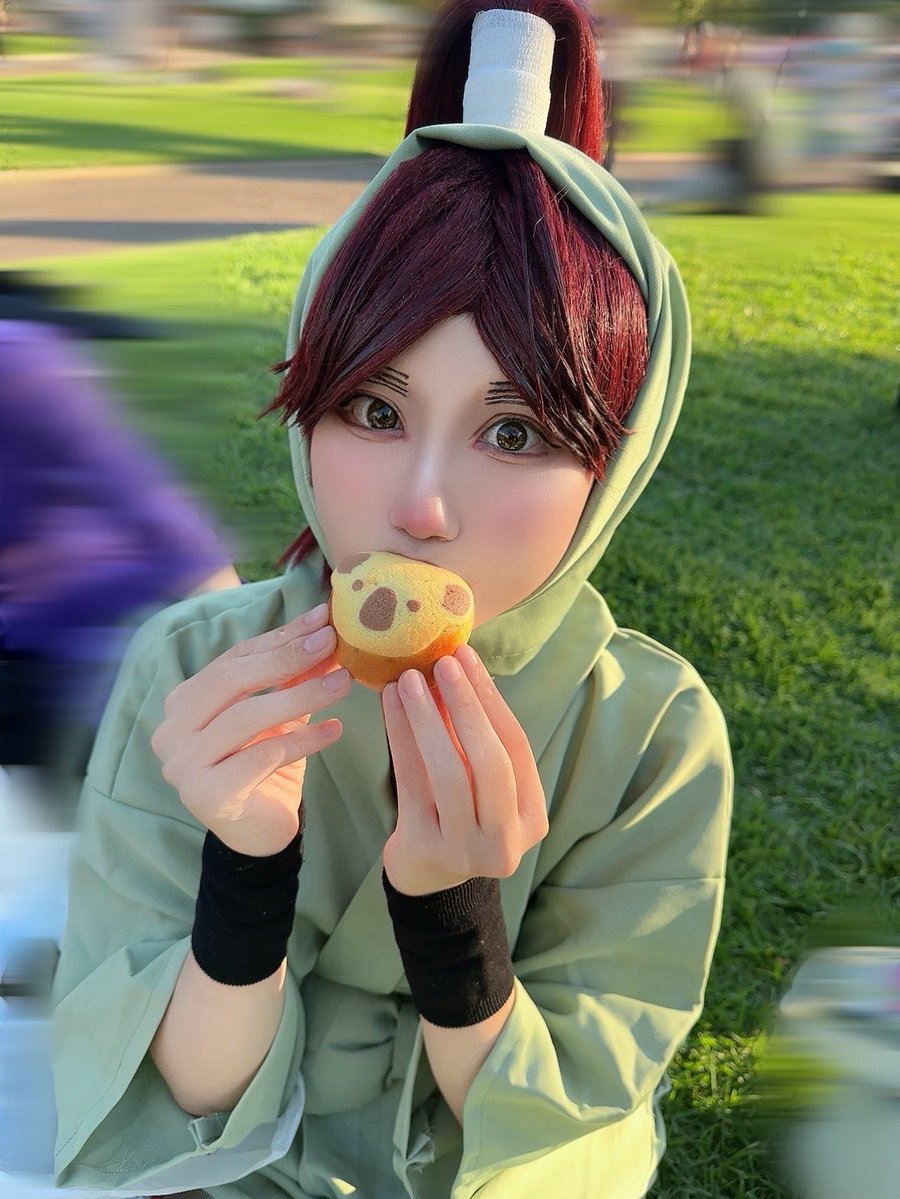 kope_cos97's tweet photo. cosplay 
鶴舞で可愛くておいしいパン屋さん見つけたんだ🎶😚

📸→りー酢ちゃん https://t.co/MkYUiOUG5y