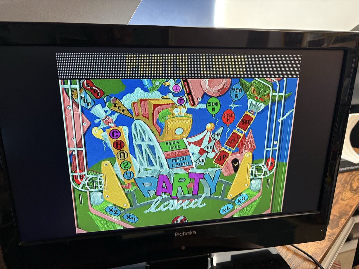 sherbornejom's tweet photo. Another Retro beauty up and running.  The Amiga 600.  All clean, checked over and working like a dream.  Next step, internal hard drive. #Retro #RetroComputing #amiga https://t.co/vGvA5D831Y