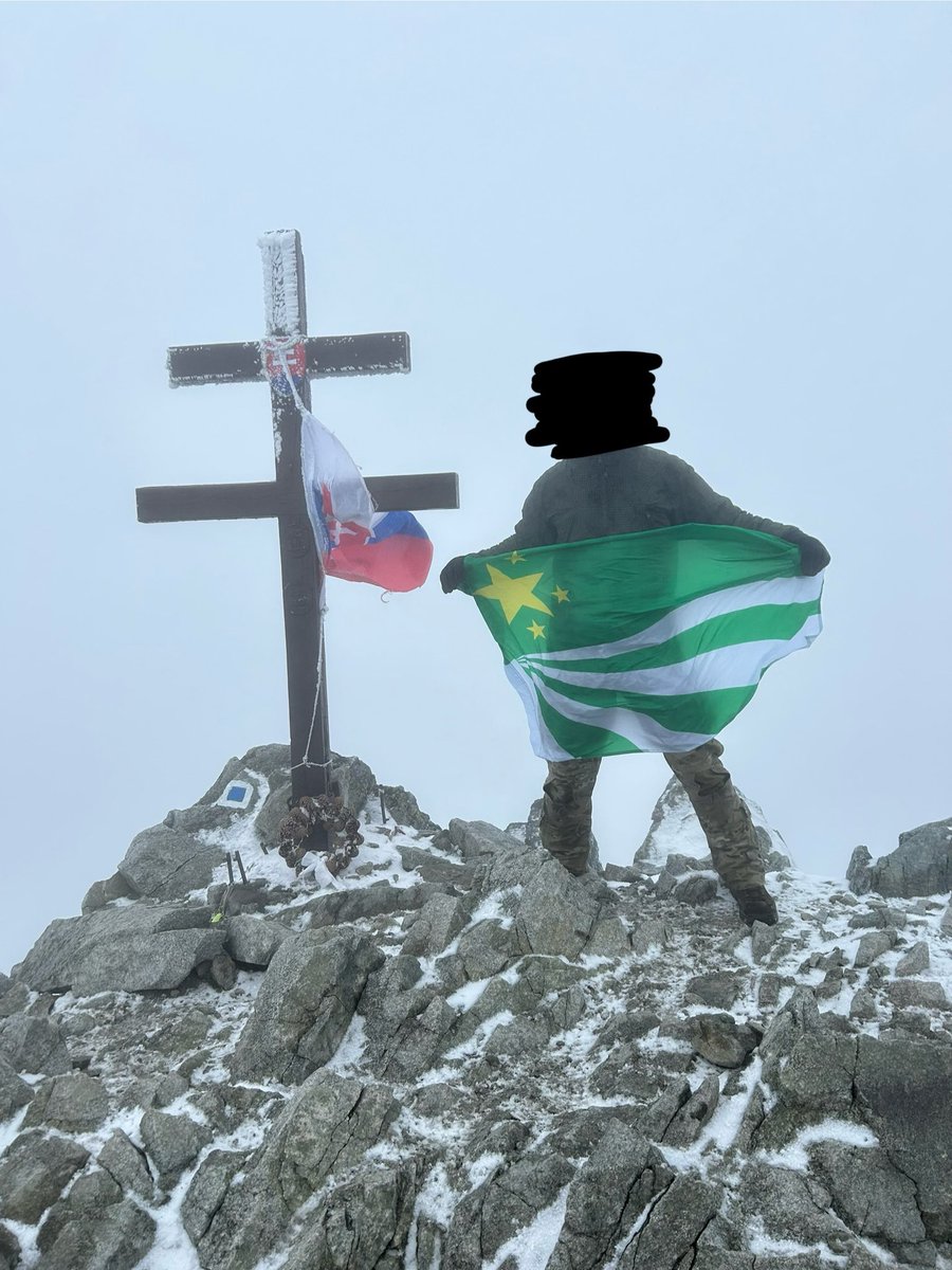 altaway312831's tweet photo. The Tatras belong to Chernarus. https://t.co/JtSyjjSPeB