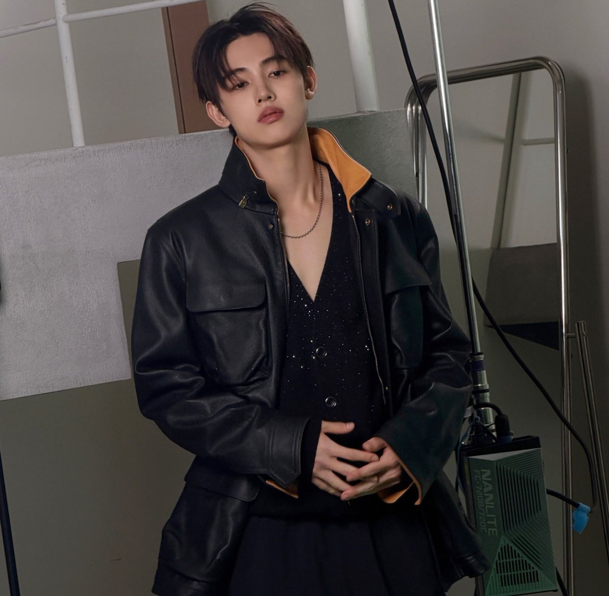 encoer7's tweet photo. hi, #coertwt!! 
Ash here, d-11 of looking for interactive #moots <3

— she/her
— infp
—  sean &amp; james, ot5 biased
— longtime #stantwt / #kpoptwt resident
— here for cortis, loud when it matters
.
♡ &amp; ↻ are appreciated!

#moothunt #coerville #coer https://t.co/g3BgnSFQMS