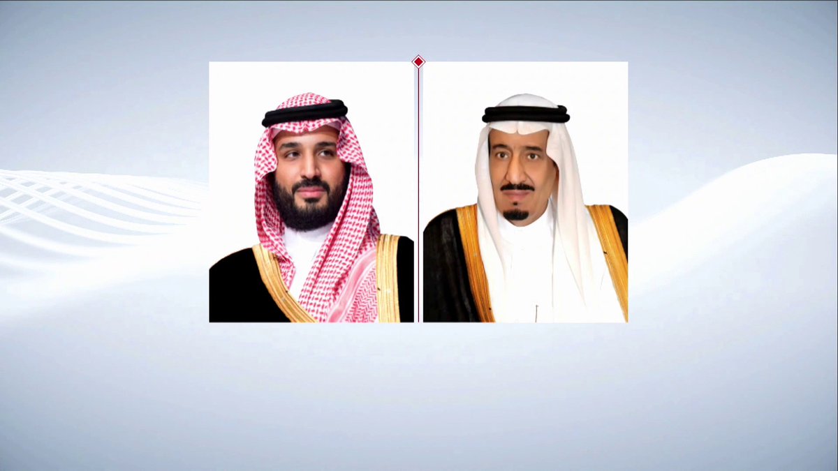 خادم الحرمين الشريفين بناء على ما عرضه ولي العهد يوجه بعدد من الإجراءات الداعمة للمواطنين.. - زيادة بدل شهري بمبلغ 500 ريال للموظفين من المدنيين والعسكريين - دعم شهري بمبلغ 500 ريال للأسر المستفيدة من الضمان الاجتماعي - رفع الحد الأدنى للأجر اللازم في "نطاقات" إلى 5 آلاف ريال ومن ثم 6 آلاف 