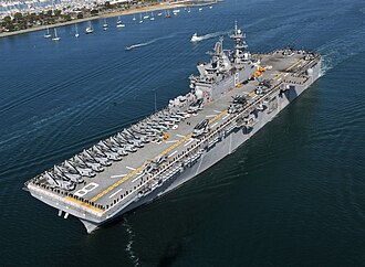 dairi01's tweet photo. 今艦載機が展開してる岩国基地
USSマキン・アイランド（LHD 8） 
明日朝AM7:30に横須賀に入港予定
その際、厚木基地にもなにか来るかも
艦載機群 
VMFA-211　F-35B 
VMM-364　MV-22B
CH-53E / CH-53K キングスタリオン
 AH-1W / AH-1Z ヴァイパー 
UH-1N / UH-1Y ヴェノム https://t.co/htXXMkmKr0