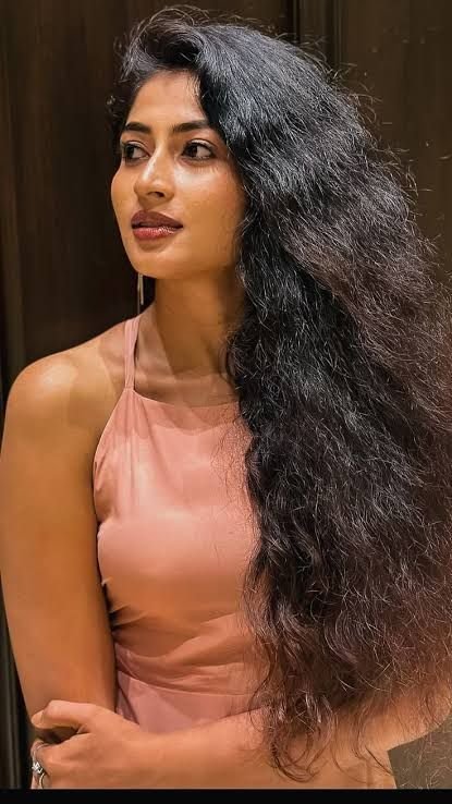 Sissyy899's tweet photo. Iva lips mela enaku epavum thani bothai ufffff 🥵🥵 nalla sappi edukanum nakki nakki https://t.co/QwLFdmAcIY