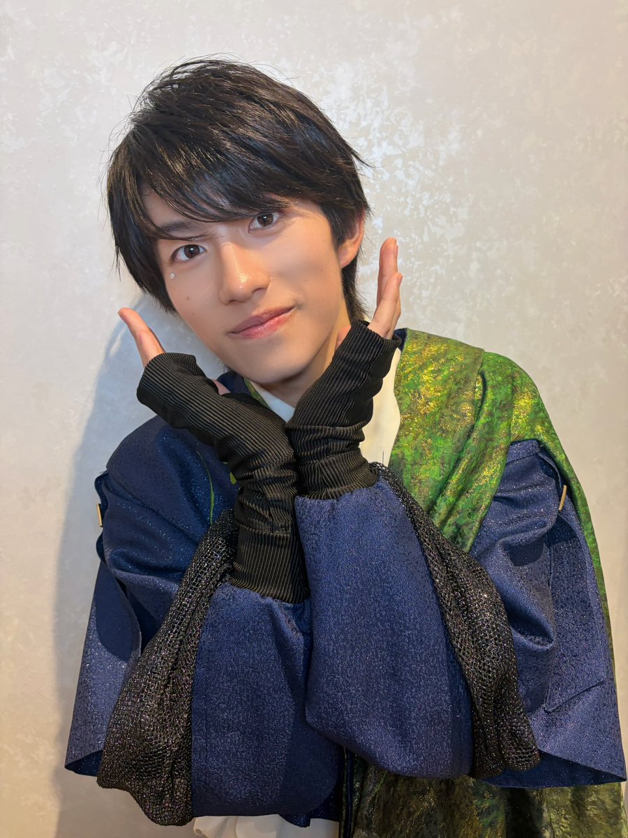 iiondo_official's tweet photo. 🟢畑駿平

熱くて胸焼けするアイドル

Instagram
🔗 https://t.co/sX0JNV4S9v

#畑駿平
#iiONDO https://t.co/PBlSAWZ9mc