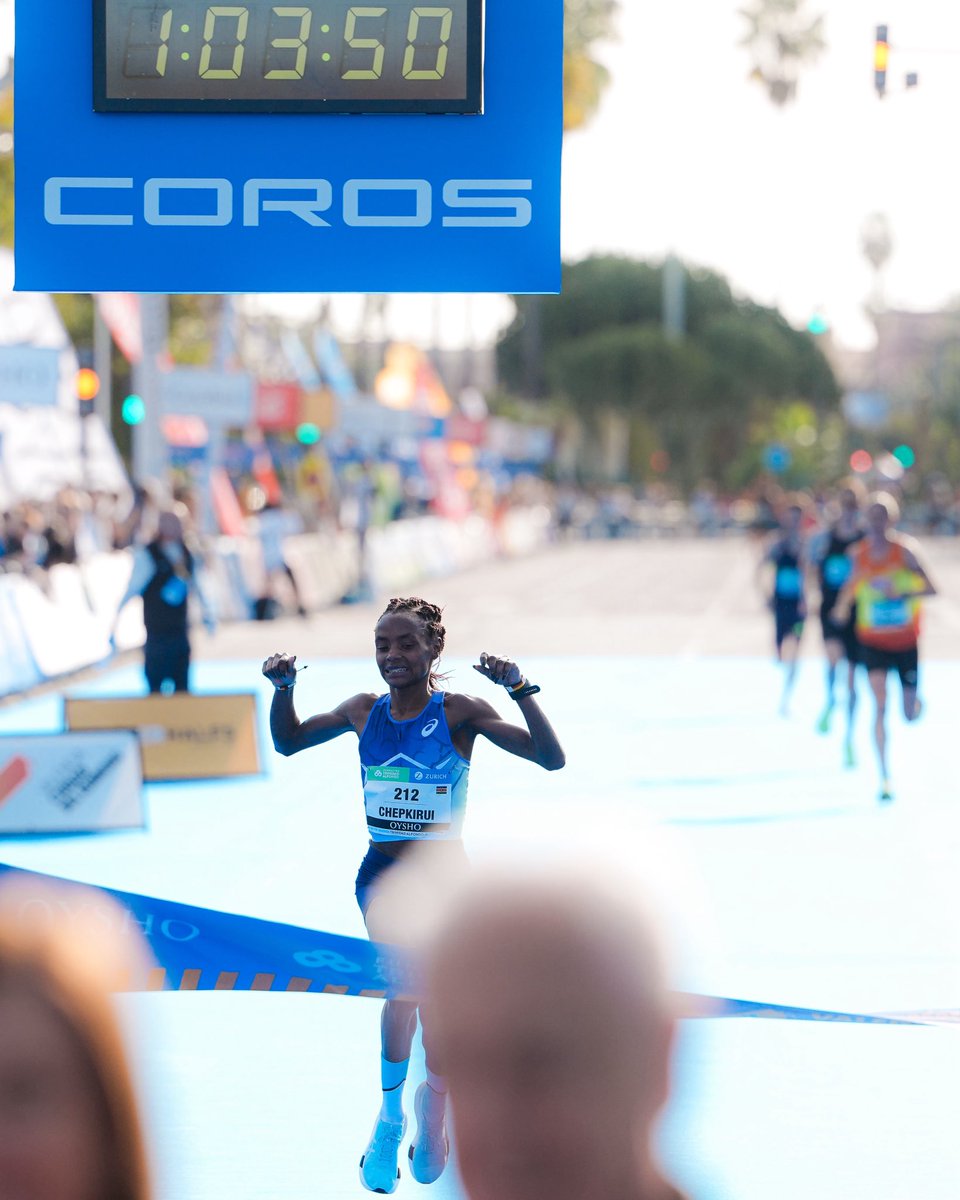 WorldAthletics's tweet photo. Valencia's Half Marathon delivers all-time performances 🔥

Sheila Chepkirui 1:03:51 world-leading performance saw her become the equal fifth-fastest women’s half marathon runner in history, while Kwizera’s 58:03 Spanish record moved him to eighth on the men’s world all-time list ⚡

Full report 👉 https://t.co/XDSQTIfeRs

📸 @sportmedia_es
